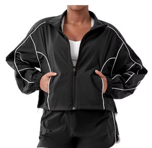 Ensemble de survêtement sport surdimensionné en coton 100% respirant et léger pour l'automne, avec logo personnalisé, boutons solides, veste coupe-vent - Product Image 6