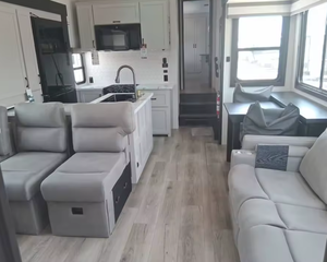 2025 2024 2026 Used Jayco S-e-i-s-m-i-c 4113 Rvs Camper Motorhomes Travel Trailer - Product Image 3