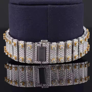 Orologio da <span class=keywords><strong>uomo</strong></span> di lusso in acciaio inossidabile romano quadrante quadrato ghiacciato giappone movimento Moissanite realizzato orologio elegante Look per <span class=keywords><strong>uomo</strong></span> <span class=keywords><strong>donna</strong></span> - Product Image 3
