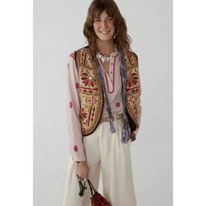 Chaleco Bohemio Harrison - Negro con Bordados de Colores, para Usar como Prenda Exterior - Product Image 1