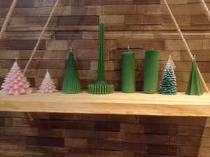 Options de cire de soja/paraffine/cire d'abeille Large gamme de parfums haut de gamme Récipients personnalisés: bocaux en verre, boîtes Approvisionnement en vrac - Product Image 5