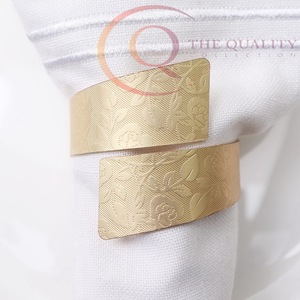 Anneaux de serviette en aluminium design pour table à manger, accessoire de vaisselle décoratif de luxe, en stock pour la mise en place de mariages, de fêtes et de banquets - Product Image 5