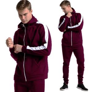 Chándal de entrenamiento de dos piezas para hombre personalizado Tech Fleece para correr de invierno y fútbol cómodo traje de entrenamiento de invierno - Product Image 2