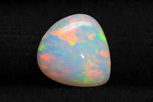 Pierre précieuse d'opale éthiopienne authentique Fourniture en vrac en forme de poire Base blanche Pierre d'opale flashy arc-en-ciel rougeoyante au prix de gros - Product Image 3