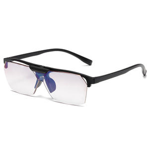 Nouveau Style Père Flip Up Lunettes <span class=keywords><strong>De</strong></span> Lecture Distance Commutable <span class=keywords><strong>Et</strong></span> Vision <span class=keywords><strong>De</strong></span> <span class=keywords><strong>Près</strong></span> Pratique Parasol Lunettes <span class=keywords><strong>De</strong></span> Lecture En Gros - Product Image 2