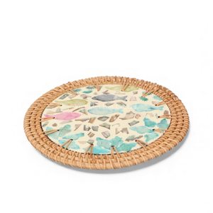 Mantel Individual Ecológico de Nácar con Tejido de Ratán para Cenas Informales y Decoración Natural del Hogar de Vietnam - Product Image 1