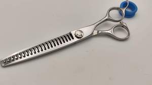 กรรไกรเล็มขนสุนัข/แมวทำจากสเตนเลสอุปกรณ์เสริมสวยสำหรับสัตว์เลี้ยงระดับพรีเมียม - Product Image 5