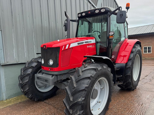 Tracteur agricole 140 CV Massey Ferguson 5480 4 roues motrices Dyna-4 Cabine Tracteur d'occasion à vendre - Product Image 3