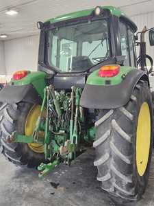 Tractor de Ruedas de 110 CV con Motor de 2001-4000 Horas de Uso, Inspección de Maquinaria y Video Proporcionada en el Lugar de Origen, en Venta - Product Image 4