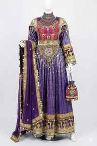 ชุดเดรสยาวผ้าชีฟองสไตล์วินเทจแบบอัฟกานิสถาน ลายปักกระจก งานปักมือแบบชนเผ่า ลวดลายพื้นเมือง สำหรับงานเทศกาล - Product Image 5