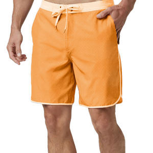 Maillots de bain pour hommes avec ouverture sur les jambes festonnées fabriqués à partir de bouteilles en plastique à séchage rapide et au toucher doux - Product Image 2