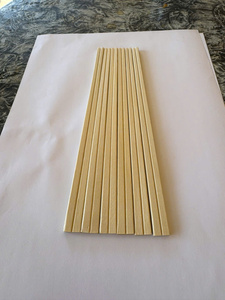 Les baguettes jetables en bois sont fabriquées en bois naturel de haute qualité, conçues pour les restaurants. - Product Image 3