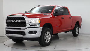 Ram 2500 Big Horn Crew Cab 6'4" Box 4WD 2024, en excellent état - Product Image 4