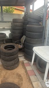 Pneus d'occasion pour voitures et camions - Vente en gros - Meilleure qualité - Solides - Product Image 2