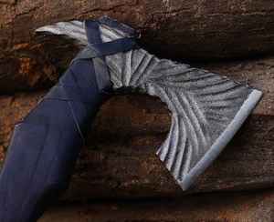 Hache viking de haute qualité, très vendue, forgée à la main, en acier à haute teneur en carbone, hache de camping, tomahawk, hache viking OEM, poignée en cuir, fourreau - Product Image 5