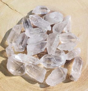 Wholesale NEW STAR AGATE Love Theme Natural Clear Quartz <b>Raw</b> Points <b>Crystal</b> Image Rough Gemstone Handmade Decoration Stones for - Product Image 4