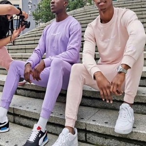 Conjuntos de ropa deportiva personalizados para hombre, chándal de equipo ajustado con pantalones de chándal, conjuntos de jogging para invierno Ayat Export - Product Image 1