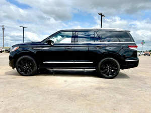 Construido estándar 2024 Lin-coln Navi-gator Reserva - Product Image 3