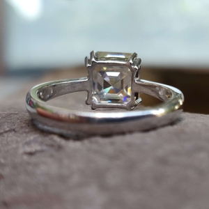 เพชรสำหรับปลูกในห้องปฏิบัติการ Asscher ทอง10K ได้รับการรับรองสำหรับผู้หญิง IGI สำหรับงานแต่งงานงานหมั้นและงานเลี้ยง - Product Image 4