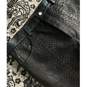 Pantalon en cuir python pour homme Pantalon en peau de serpent Pantalon en cuir imprimé style jean - Product Image 4