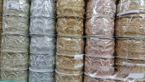 Encaje de Alta Calidad con Bordado de Espejo de Lujo, Ribete de Encaje de Velo para Vestidos de Novia, Borde Brillante Personalizado, Ecológico y Vintage - Product Image 4