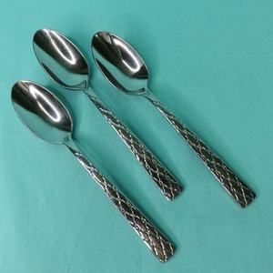 Cucharas para servir de acero inoxidable de alta calidad con mango largo hecho a mano Cubiertos de diseño moderno para bodas Hogar u hotel - Product Image 5