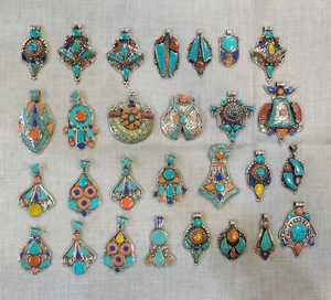 Nueva llegada colgante étnico de Metal blanco Unisex corazón único con piedras de aleación de cobre encanto de plata colgantes de moda budismo - Product Image 2