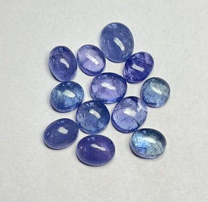 Cabochon de Tanzanite Bleue Naturelle de Qualité Supérieure, Fait Main, Gemme en Vrac de Qualité Supérieure, Vente en Gros, Gemmes Mehrajudin de Haute Précision, Thermiquement Traitées - Product Image 1