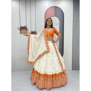 Lehenga Choli especial para Bodas de excelente calidad, perfecto para ropa nupcial y de recepción, disponible al mejor precio - Product Image 2
