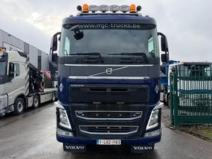 Chasis Volvo FH 500 8x4 TRIDEM OCEAN RACE EDITION Euro6, Camión Volquete con Motor Diésel de Combustión Interna - Product Image 2