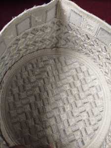 Chapeau de prière musulman exclusif Chapeau Sandale Bugis brodée en argent Kufi Tupi Topi Couronne rigide du Bangladesh - Product Image 5