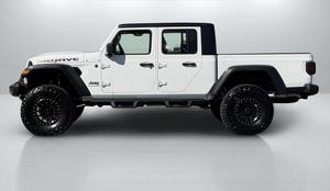 Camioneta Jeep Gladiator Mojave Crew Cab 2022 Usada en Buen Estado - Lista para Enviar - Product Image 3