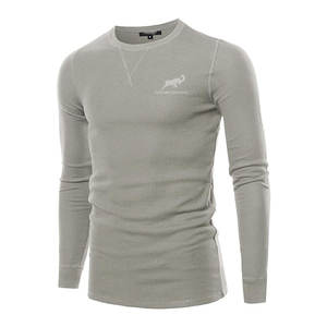 เสื้อแขนยาวผู้ชายเนื้อผ้านุ่ม อุ่นสบาย เหมาะสำหรับกิจกรรมกลางแจ้งในฤดูหนาว - Product Image 1