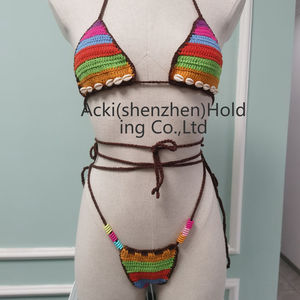 Ensemble de bikini en crochet fait main avec des pampilles et des perles, style tendance pour femmes, maillot de bain de plage - Product Image 4