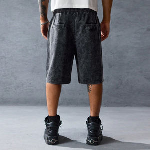 กางเกงขาสั้นผู้ชายผ้าฝ้ายฟลีซแต่งคริสตัล ทรงสตรีทแฟชั่น สีซีดแบบย้อมกรด ระบายอากาศได้ดี ความยาวระดับเข่า เหมาะสำหรับใส่เล่นกีฬา - Product Image 2