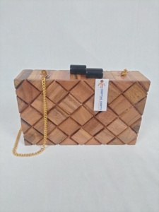 Sac à main en résine de luxe Angel au design tendance avec finition métallique en résine époxy, couleurs personnalisées, cadeau d'affaires en provenance d'Inde - Product Image 2