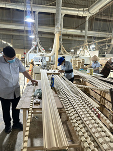 Moldura Decorativa de Madera Maciza Resistente para el Borde Inferior de Gabinetes de Cocina, Acabado para Muebles - Product Image 4