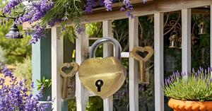 Padlock-01H Personalized Brass Gold Heart-Shaped Love Mini Bag Travel Suitcase Luggage <b>Box</b> Engraved Personalized Padlocks - Product Image 2