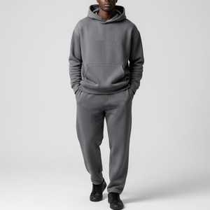 Survêtement Homme Streetwear Personnalisé à Capuche Uni en Coton 100% avec Options de Marque Privée et de Personnalisation - Product Image 4