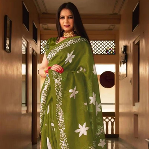 ผ้าน้ำหนักเบาและระบายอากาศได้ดีพร้อมลายพิมพ์ที่มีชีวิตชีวาเหมาะสำหรับโอกาสลำลองและเทศกาลขายส่ง - Product Image 1