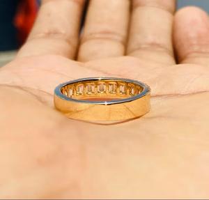 แหวนเพชรทรงบาแกตต์และทรงกลมแบบครึ่งวงนิรันดร์ ดีไซน์คลาสสิกสำหรับงานแต่งงานและงานหมั้น ทำจากทองคำขาว 14k ที่เป็นที่ต้องการอย่างมาก - Product Image 4