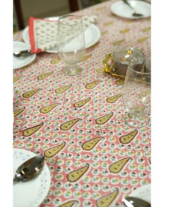 Cubierta de mesa de comedor personalizable floral de PVC cuadrada elegante y moderna tejido de calidad superior duradero respetuoso con el medio ambiente impermeable para el hogar - Product Image 3