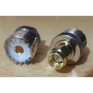 Connettore convertitore SMA-UHF