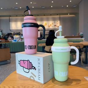 Vaso Térmico SD13 <span class=keywords><strong>de</strong></span> 40oz con Asa y Pajita para Retención <span class=keywords><strong>de</strong></span> Hielo por 24 Horas y Compatible con Portavasos <span class=keywords><strong>de</strong></span> Coche - Product Image 1