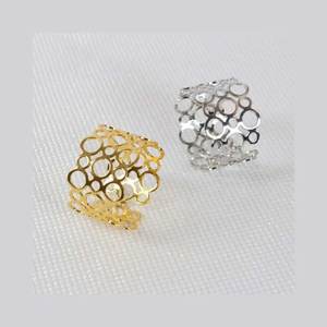 Design de fleurs plaqué or et argent Décoration de mariage et de banquet Anneau de serviette Porte-serviettes en métal de haute qualité - Product Image 2