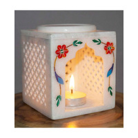 Beau brûleur à mazout d'arôme de marbre carré fait à la main Conception d'incrustation parfumée Jali Work Huiles essentielles de bois de santal aromatique en pierre