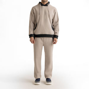 Vêtements de sport sur mesure en gros, vêtements de sport d'hiver, ensemble de survêtement beige pour homme, survêtement de jogging avec bordure contrastée, streetwear urbain - Product Image 1