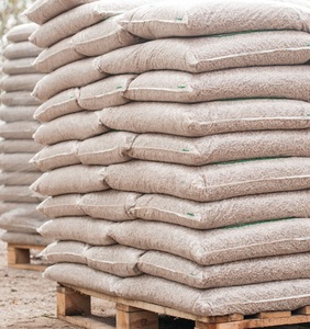 Granulés de bois renouvelables pour chaudières et fours à biomasse - Product Image 4