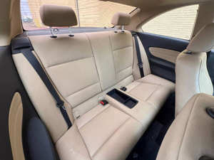 Utilisé, qualité industrielle, 2009 pour B 1 Se-ri-es 12-8i Rouge LHD avec 3 ans de garantie, origine américaine - Product Image 4