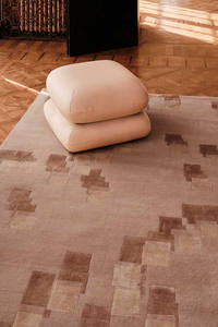 พรมขนสัตว์ทำด้วยมือที่ไม่เหมือนใครเหมาะสำหรับห้องนั่งเล่นที่ทันสมัยและคลาสสิกที่มีพื้นผิวนุ่ม - Product Image 5